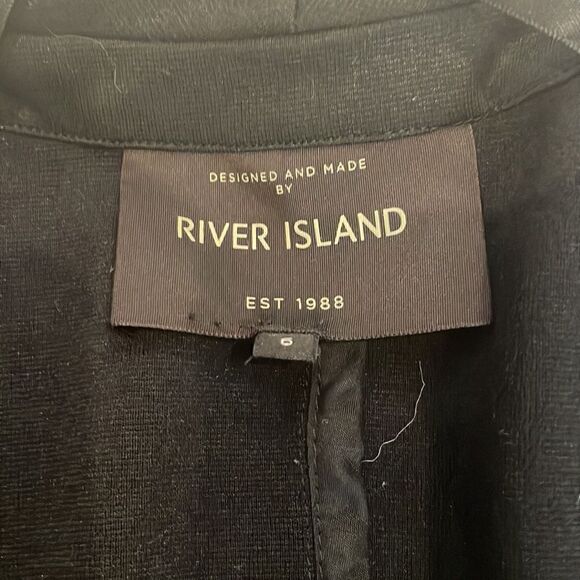 River Island Cropped Blazer With Golden Large Buttons Size 6 - Picture 3 of 4